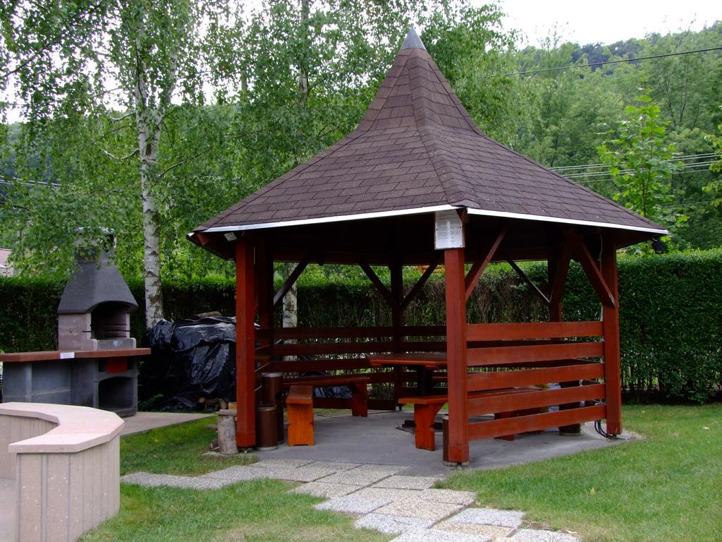 Rajna Apartmanhaz Bogács Buitenkant foto