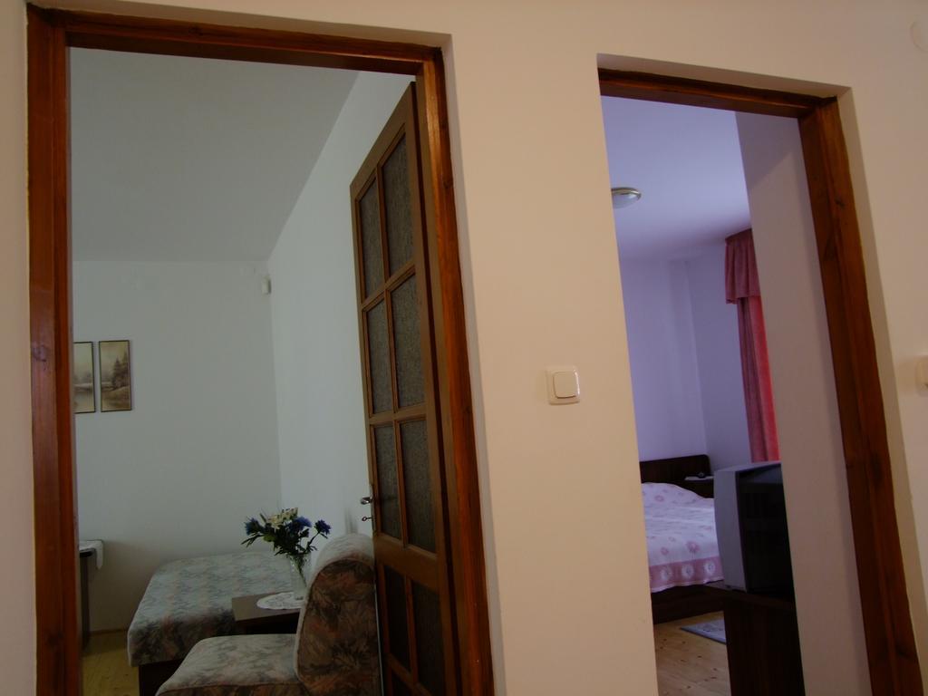 Rajna Apartmanhaz Bogács Buitenkant foto