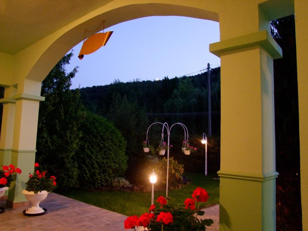 Rajna Apartmanhaz Bogács Buitenkant foto